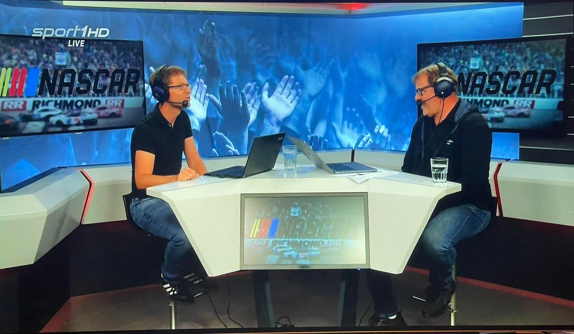 Stefan Ehlen und Pete Fink im Studio von Sport1